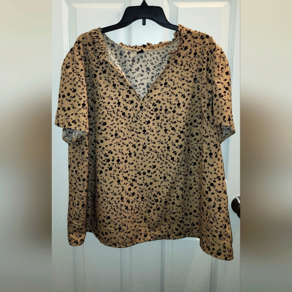 SHEIN Curve Brown Tan Short Sleeve Blouse
